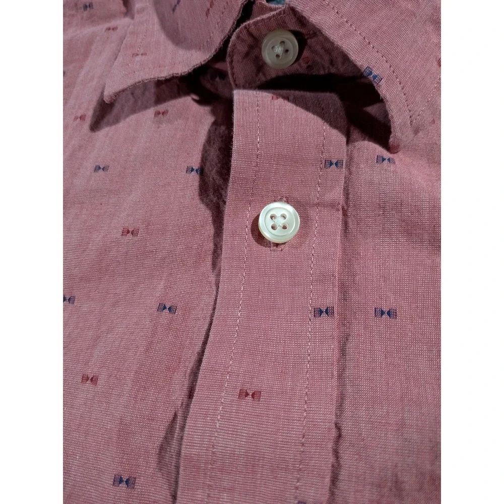 Banana Republic Soft Wash Slim Fit‎ Button Shirt Red Textured Medium